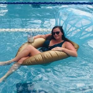 Meet your Posher, Bethany